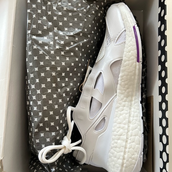 NWT Adidas Stella McCartney UltraBoost 22 Sneakers - Purple Accents - Picture 5 of 9